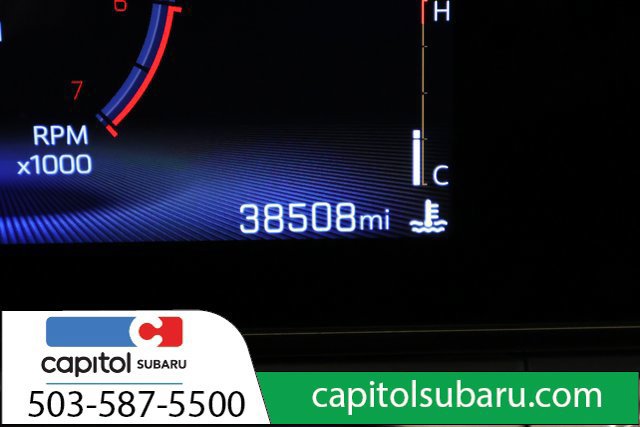 Used 2025 Chevrolet Trax LT FWD image 15