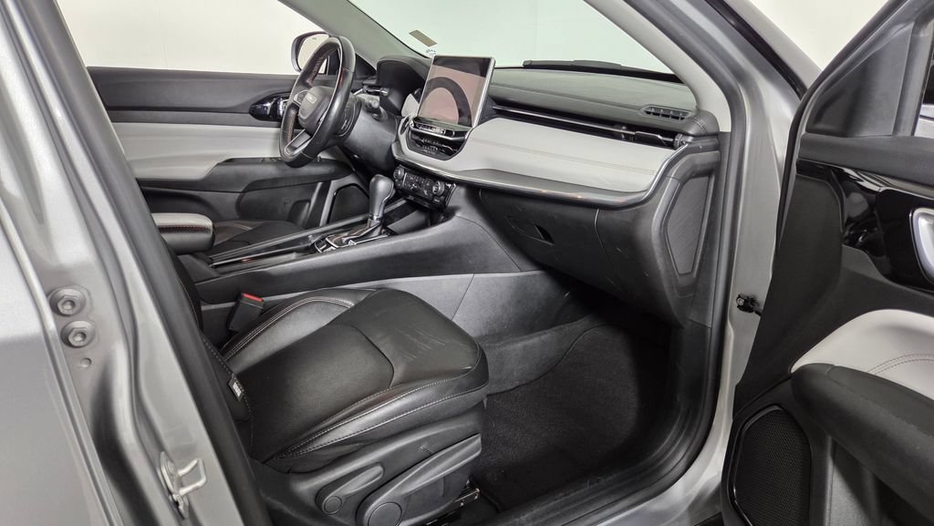 Used 2022 Jeep Compass Limited AWD/4WD image 33