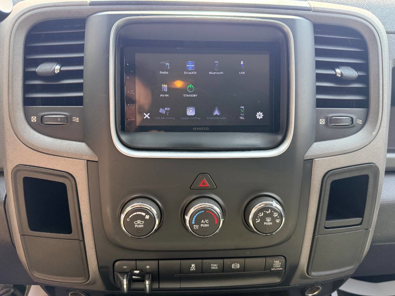 Used 2013 RAM 2500 Tradesman w/ Chrome Appearance Group AWD/4WD image 25