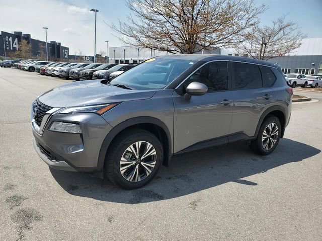 Certified 2023 Nissan Rogue SV FWD image 8