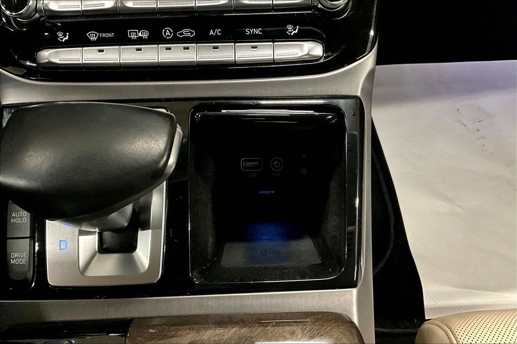 Used 2018 Genesis G90 3.3T Premium image 16