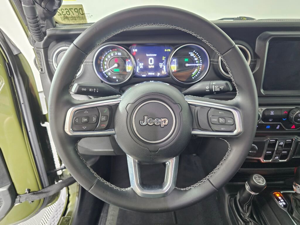 Used 2022 Jeep Wrangler Unlimited Sahara image 23