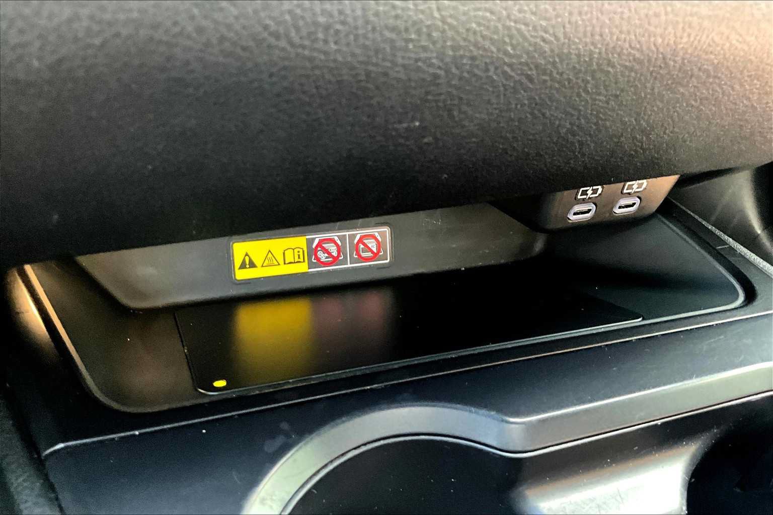 Used 2023 Lexus UX 250h AWD w/ Accessory Package (Z1) image 35
