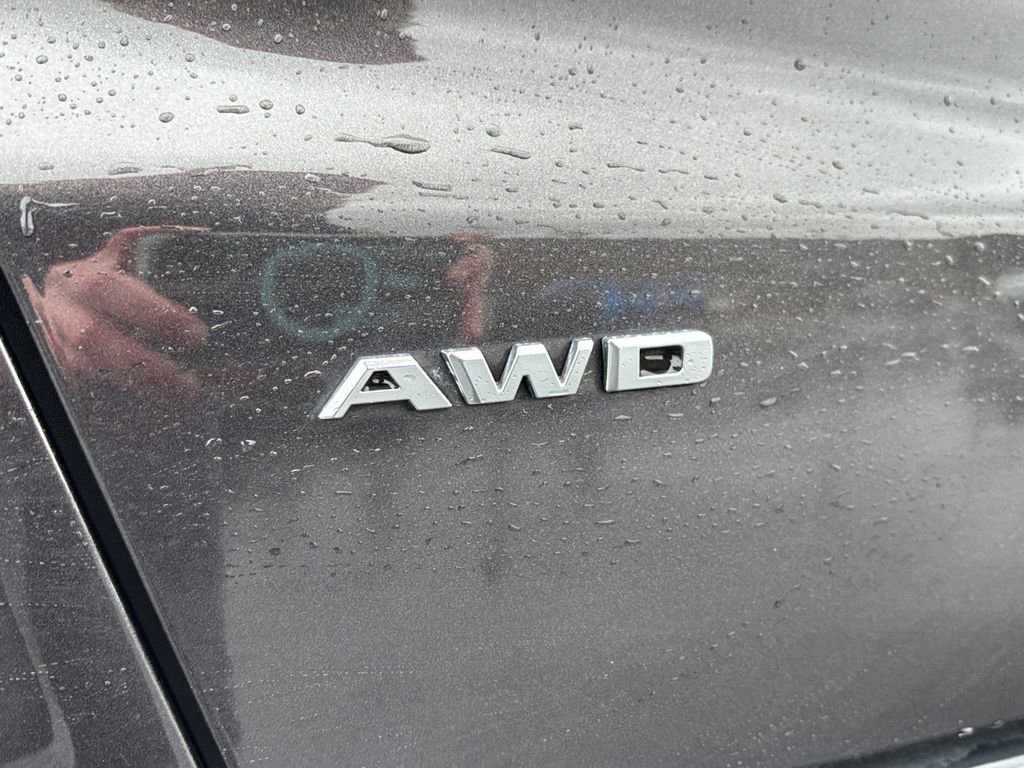 Used 2019 Cadillac XT5 Premium Luxury w/ LPO, Black Ice Package image 31