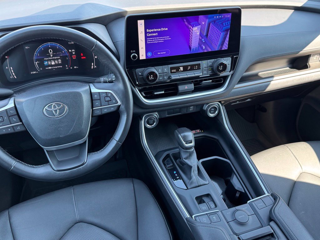 Used 2025 Toyota Grand Highlander FWD image 29