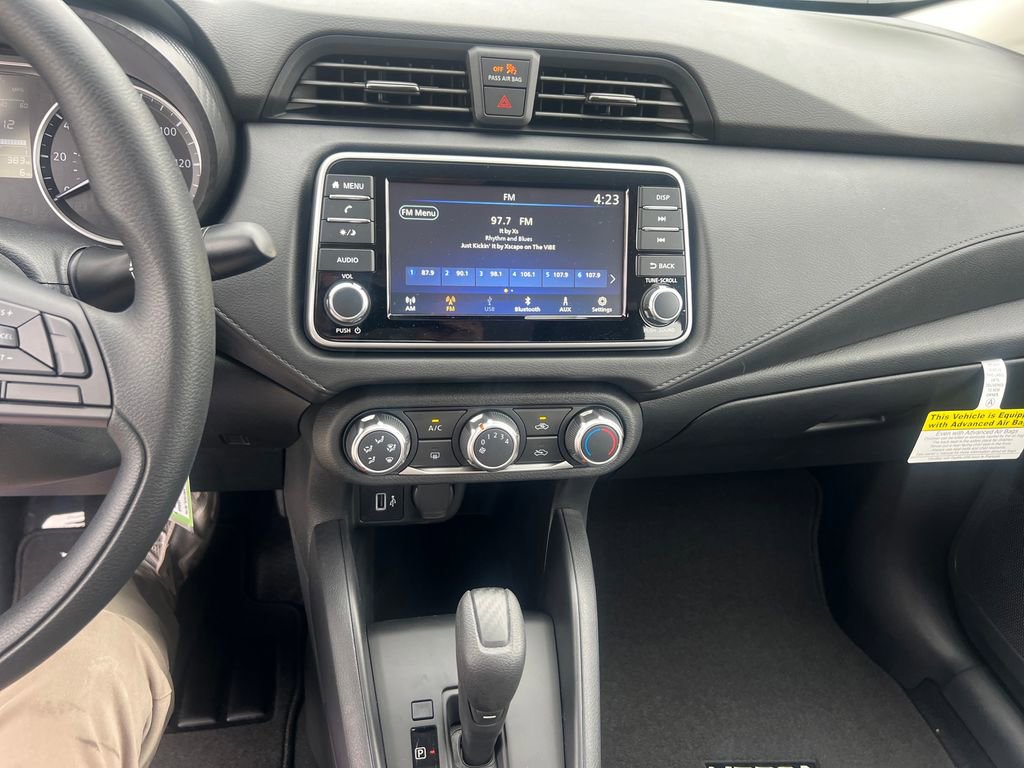 New 2025 Nissan Versa S w/ Trunk Package image 19