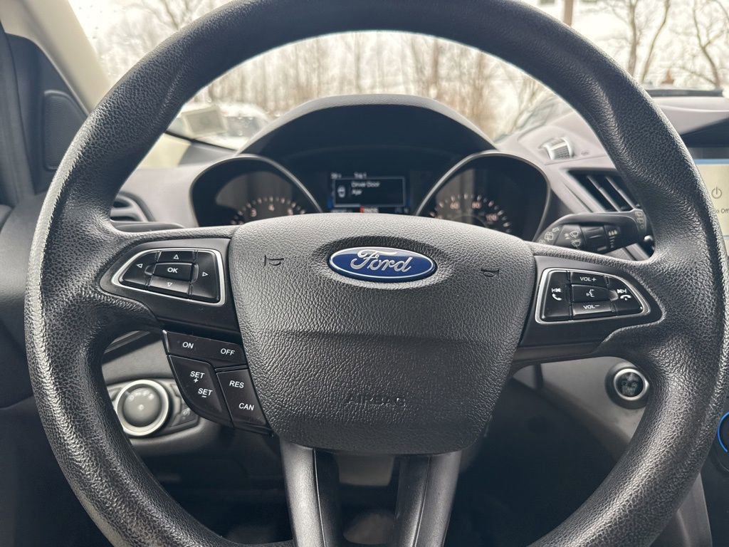 Certified 2019 Ford Escape SE image 21