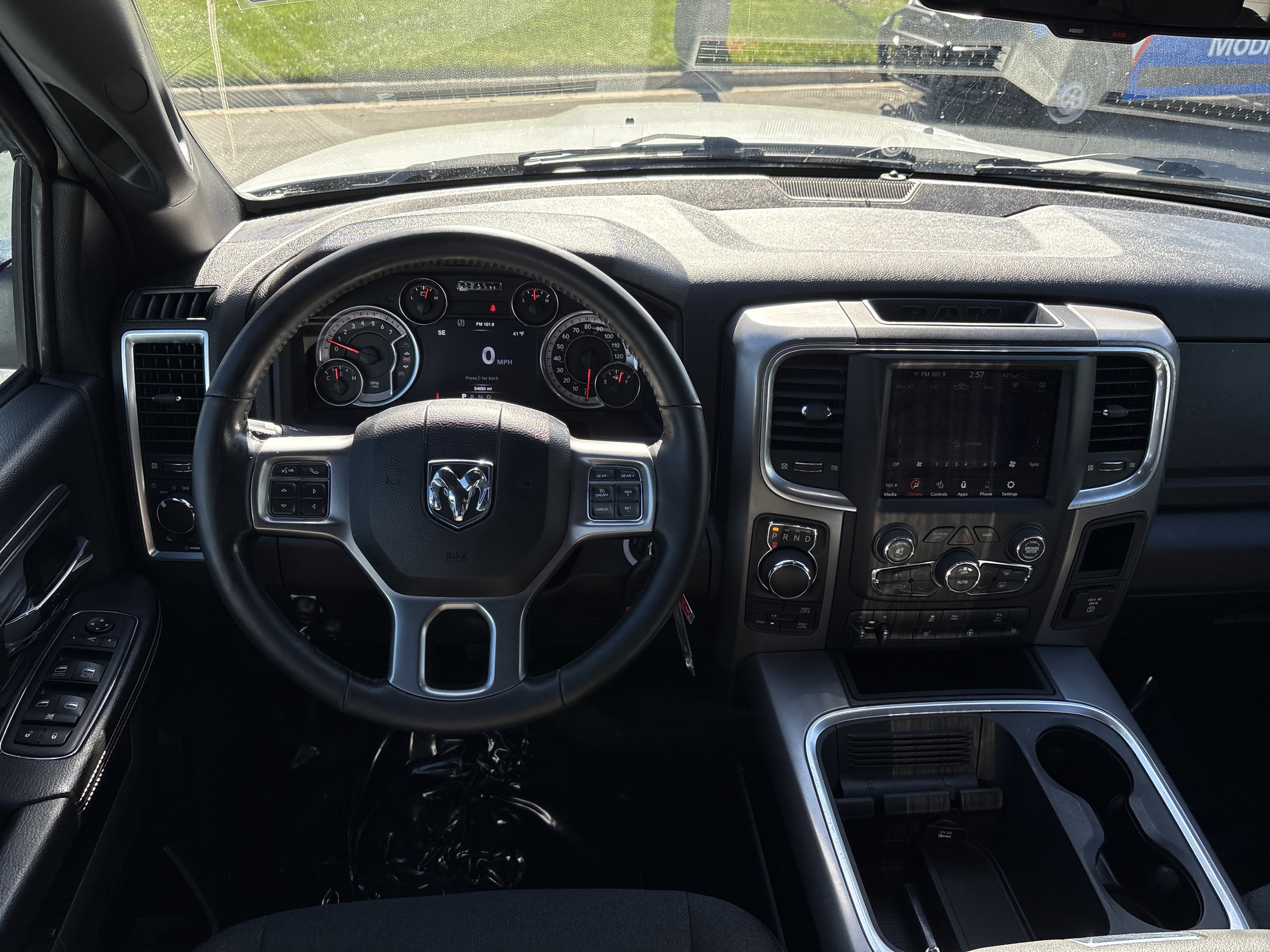 Certified 2021 RAM 1500 Classic Warlock w/ Luxury Group image 15