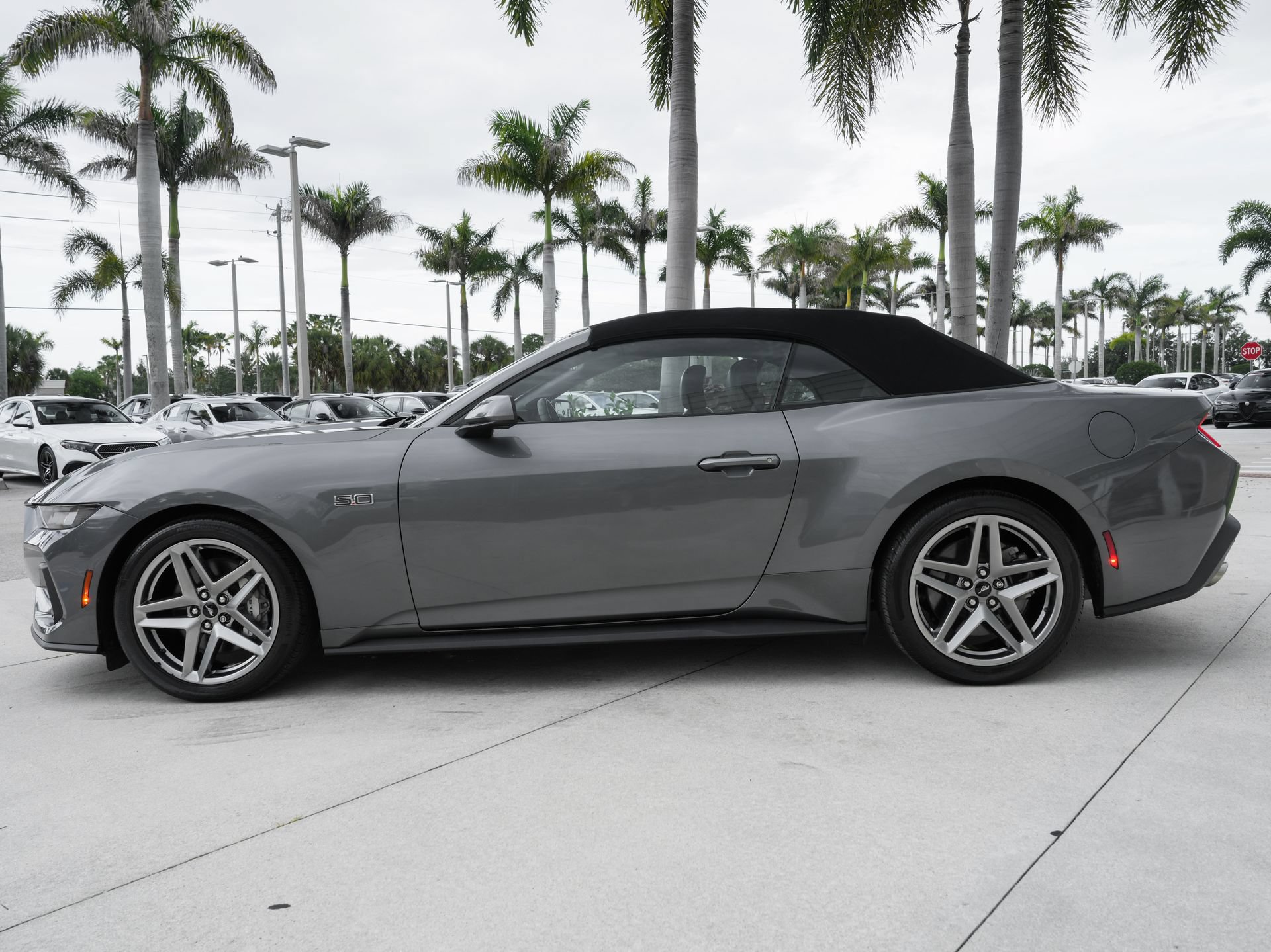Used 2024 Ford Mustang GT Premium RWD image 27