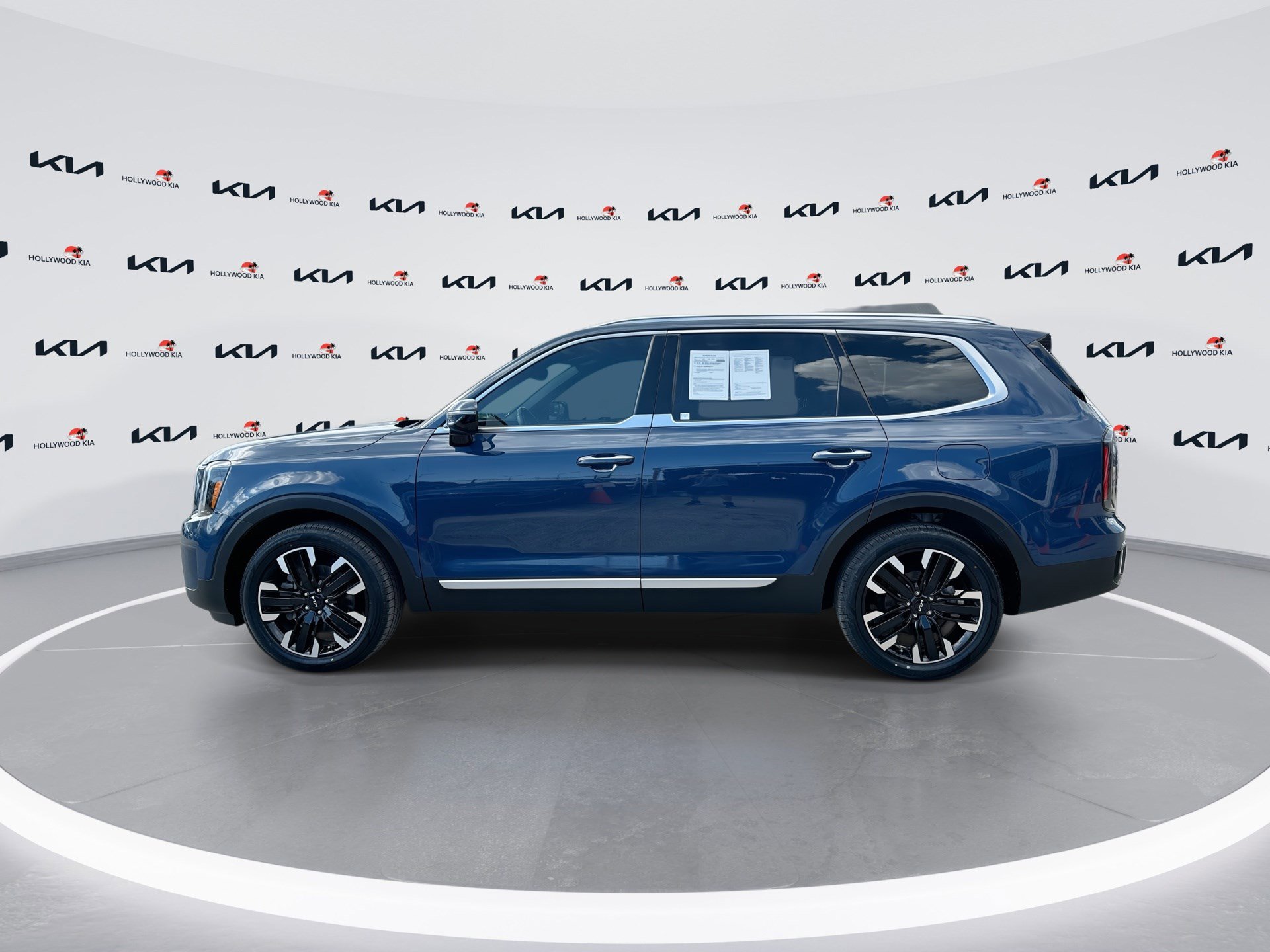 Used 2024 Kia Telluride SX image 5