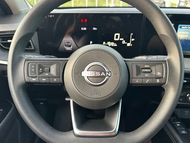 Used 2025 Nissan Kicks SV AWD/4WD image 41