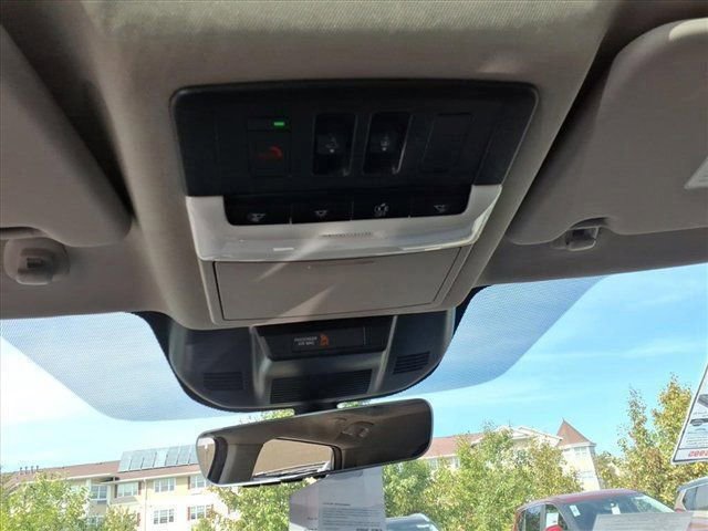 Used 2026 Nissan Rogue SV w/ SV Premium Package image 27