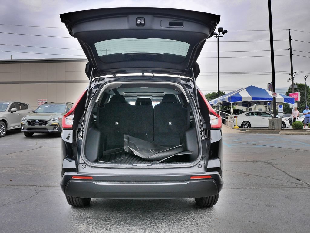 Used 2025 Honda CR-V EX image 16