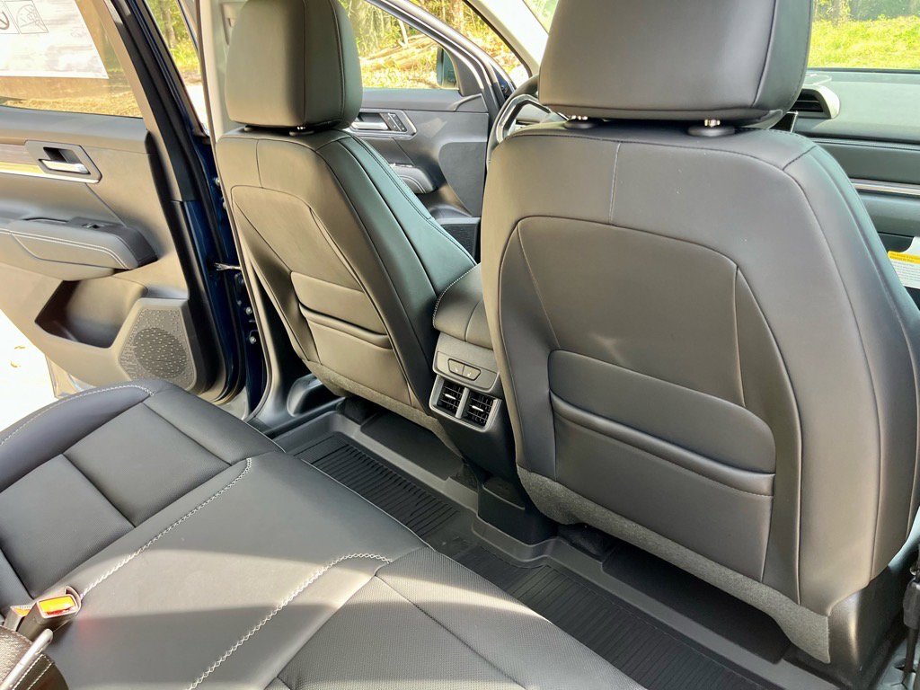 New 2026 GMC Terrain Denali w/ LPO, Floor Liner Package image 18