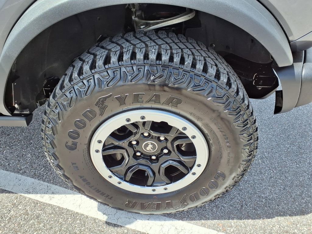 Used 2023 Ford Bronco Badlands w/ Sasquatch Package image 9