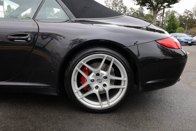 Used 2010 Porsche 911 Carrera S image 27