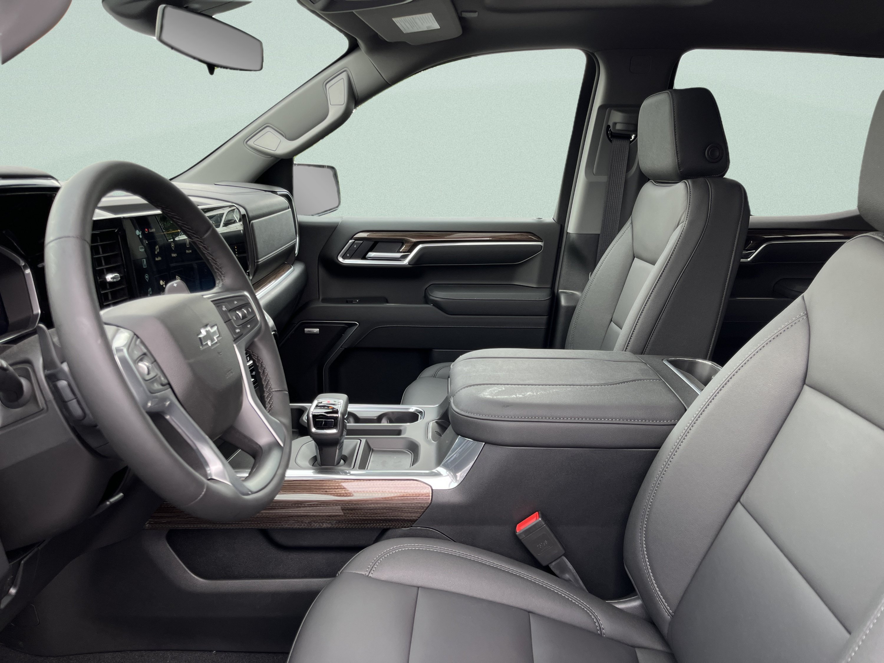 New 2026 Chevrolet Silverado 1500 RST w/ Redline Edition AWD/4WD image 10
