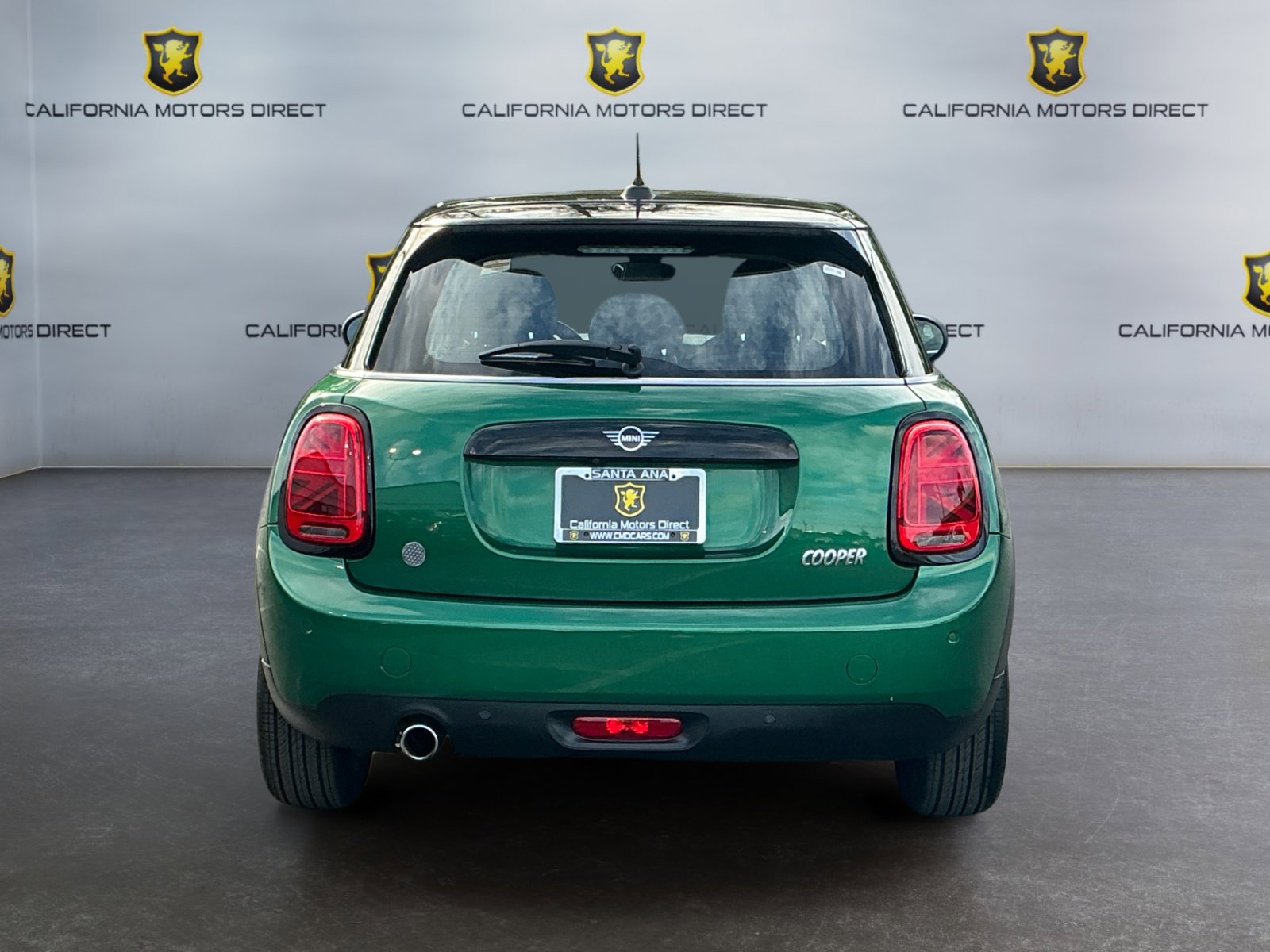 Used 2020 MINI Cooper 4-Door Hardtop FWD image 6