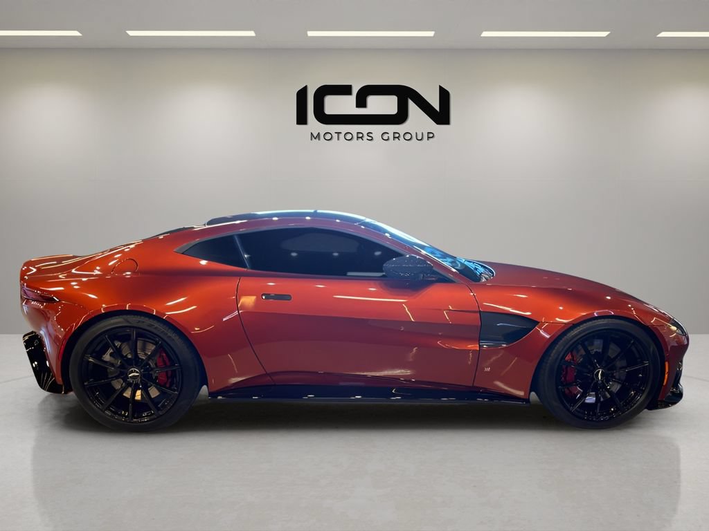 Used 2019 Aston Martin V8 Vantage Coupe RWD image 12