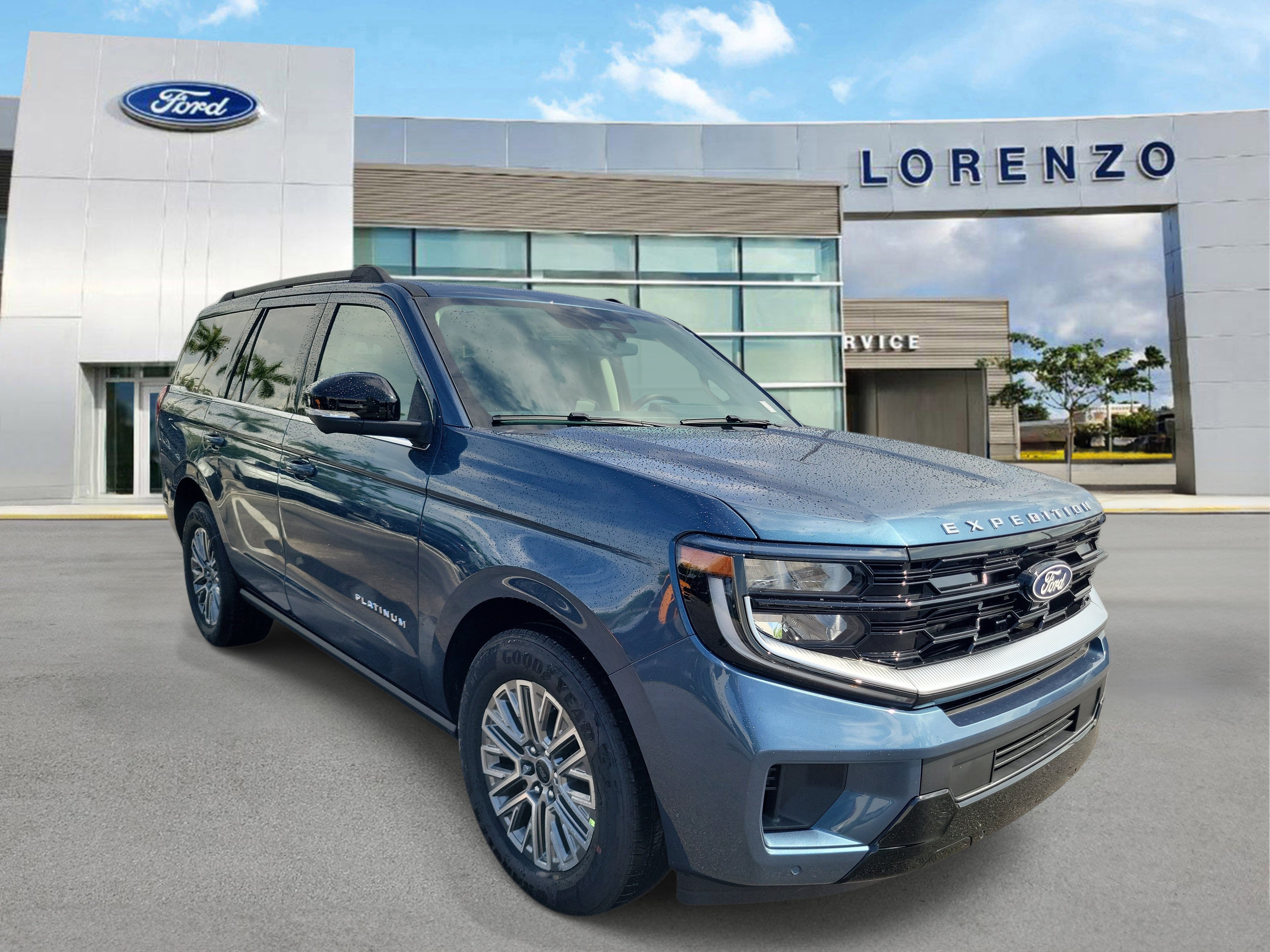 New 2027 Ford Expedition Platinum w/ Driver's Package AWD/4WD image 3