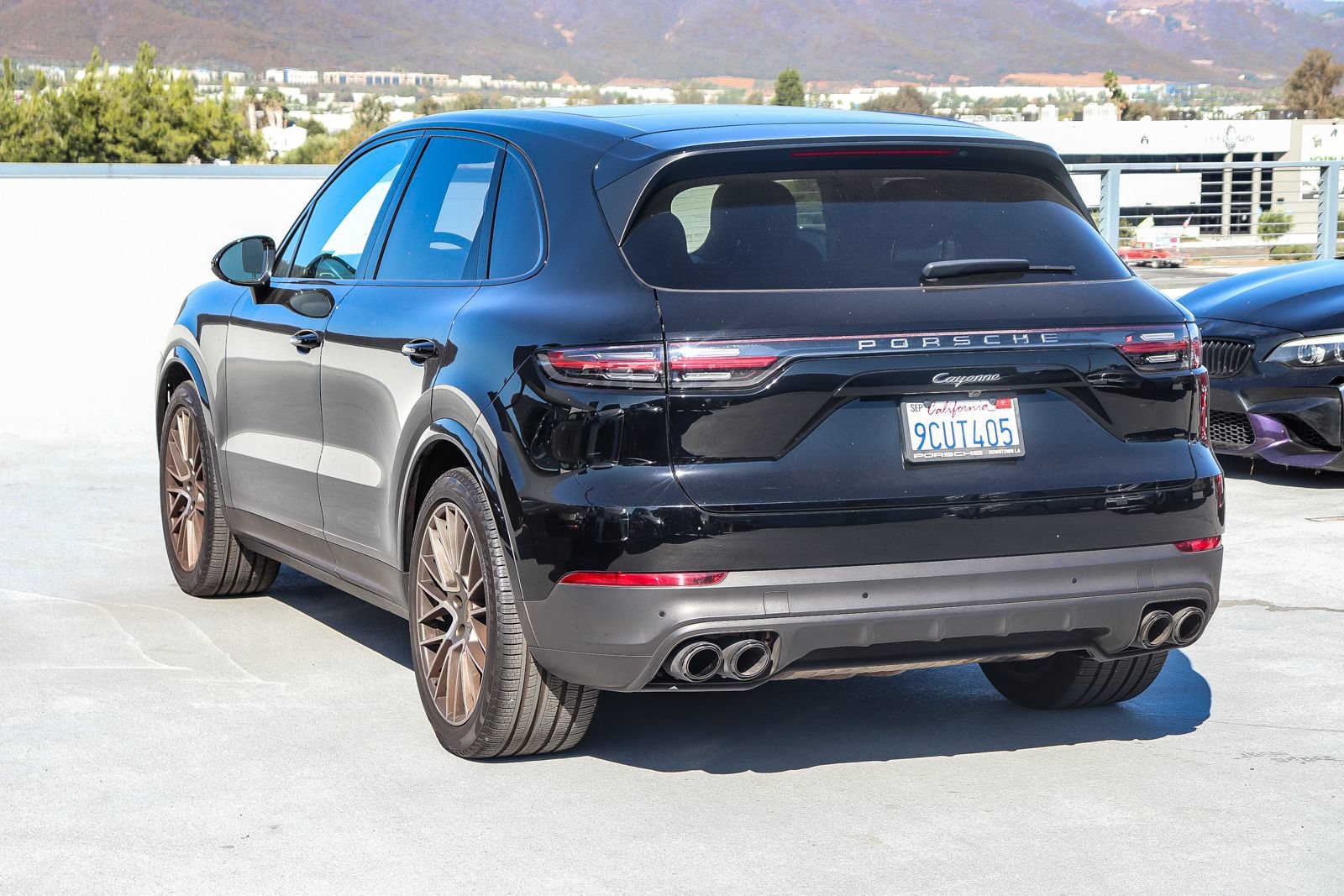 Used 2023 Porsche Cayenne AWD/4WD image 4