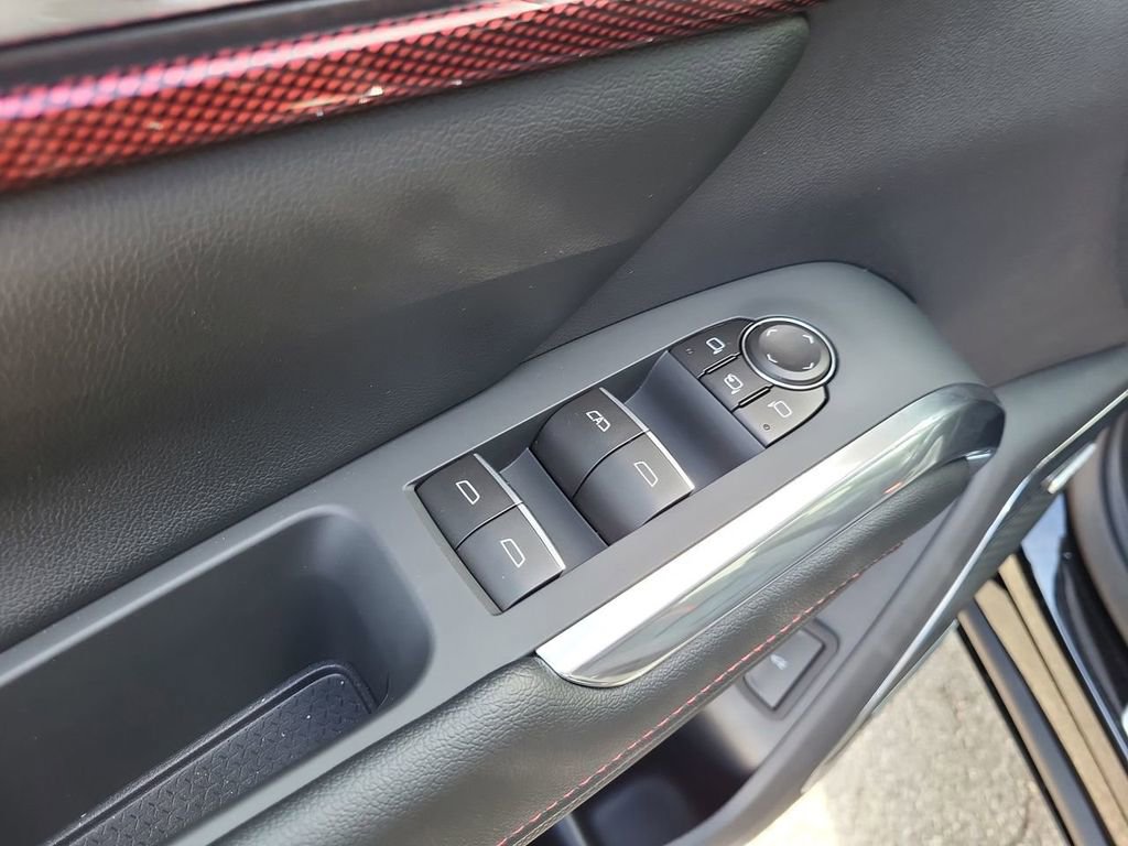 New 2026 Chevrolet Traverse RS w/ LPO, Floor Liner Package image 15