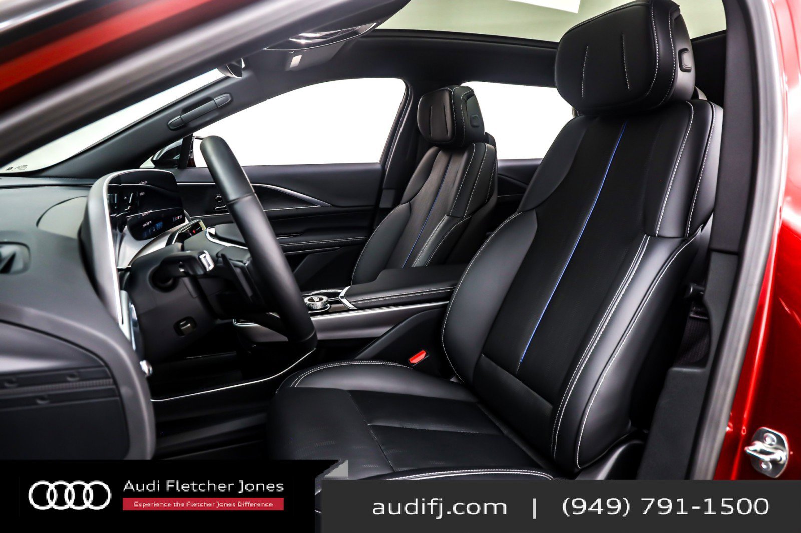 Used 2025 Cadillac Lyriq Sport image 17