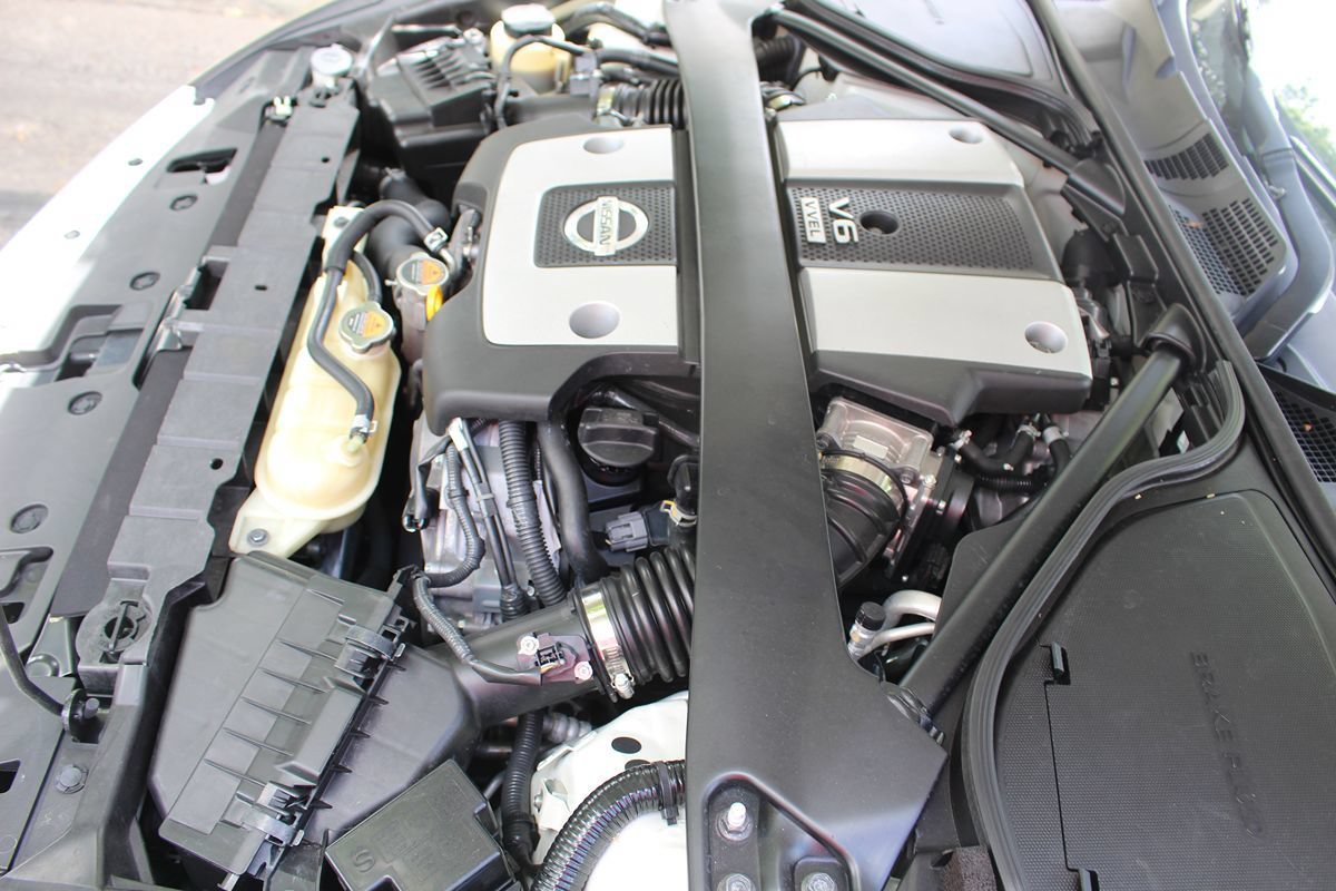 Used 2019 Nissan 370Z Touring Sport RWD image 42