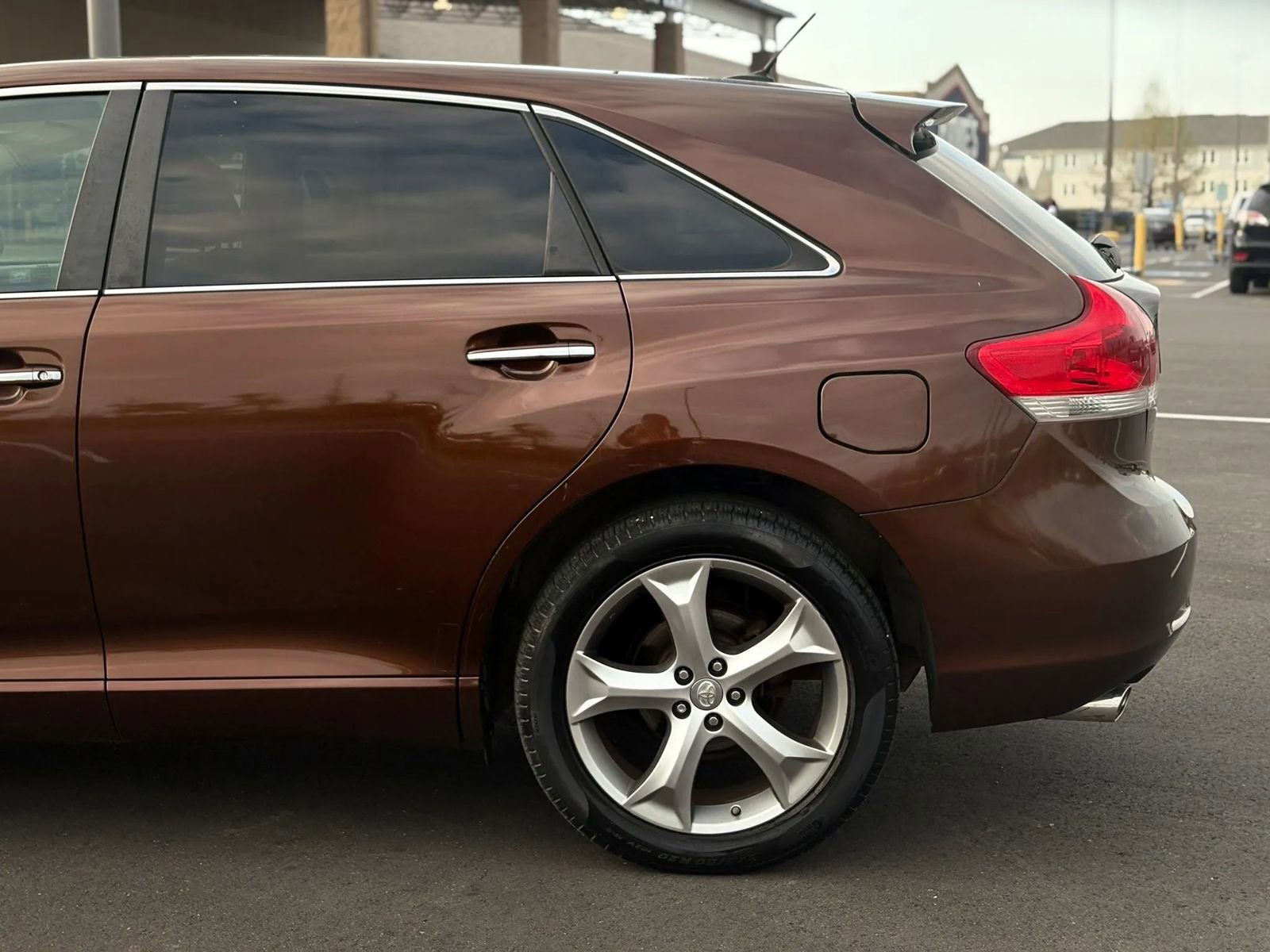 Used 2009 Toyota Venza AWD image 3