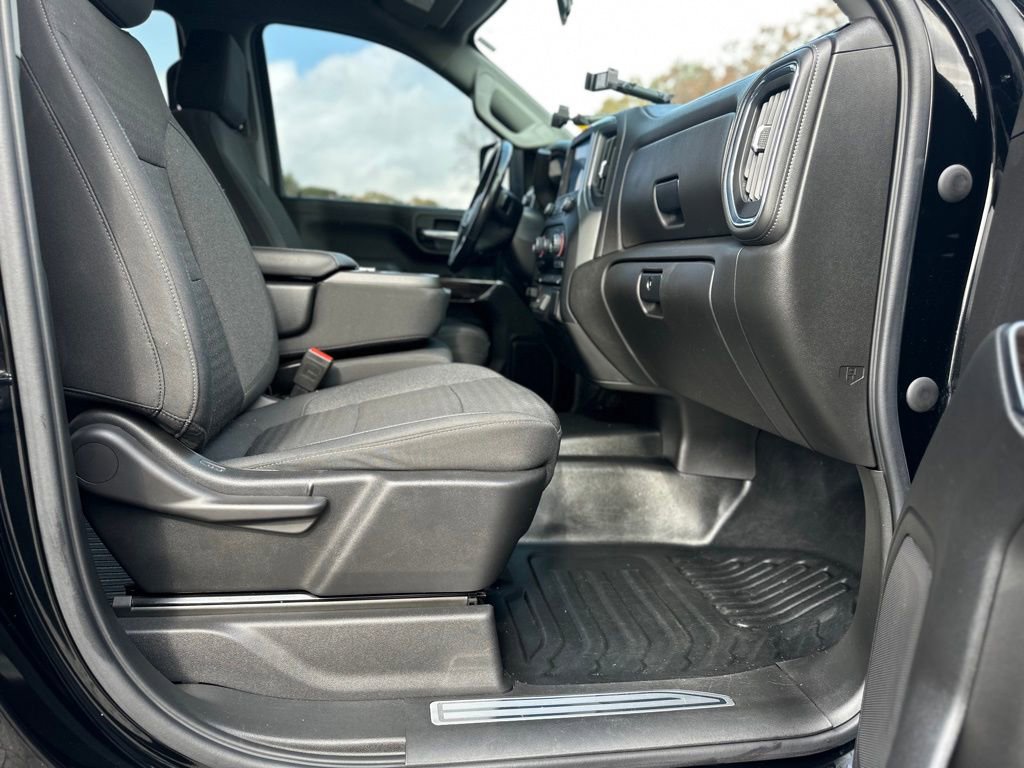 Used 2023 Chevrolet Silverado 3500 LT w/ Convenience Package image 22