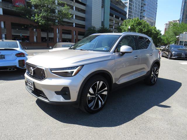 Used 2024 Volvo XC40 B5 Ultimate w/ Climate Package