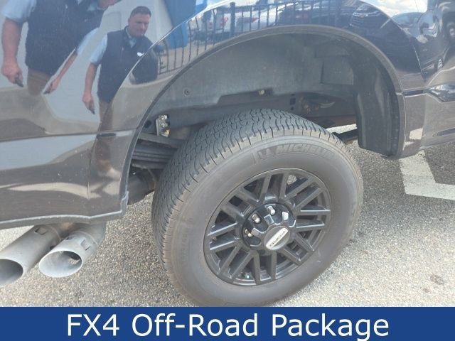 Used 2021 Ford F350 Lariat image 7