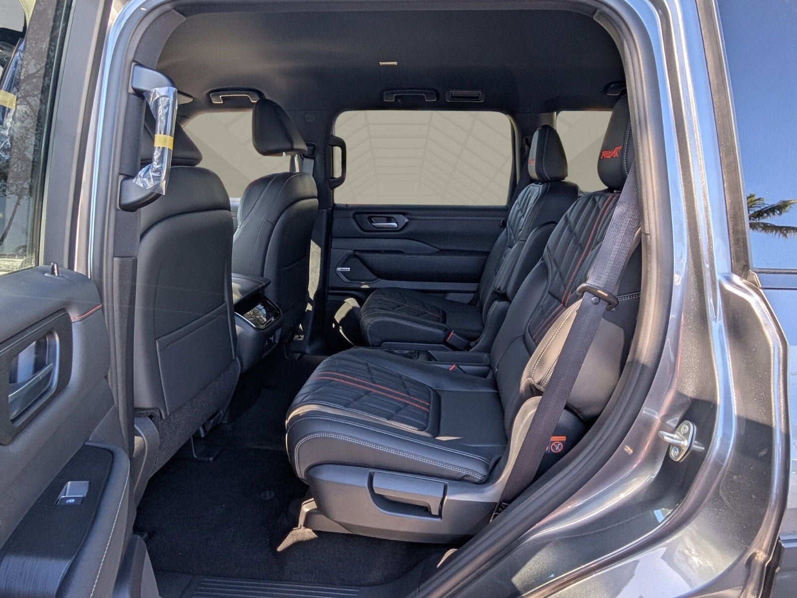 New 2026 Nissan Armada PRO-4X w/ Captain's Chari Seat Package AWD/4WD image 6
