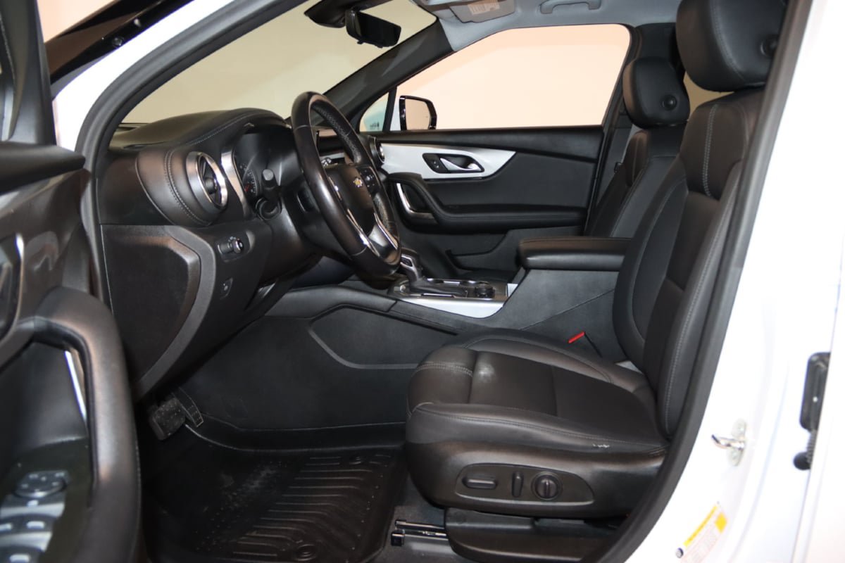 Used 2022 Chevrolet Blazer LT w/ Sound & Technology Package AWD/4WD image 28
