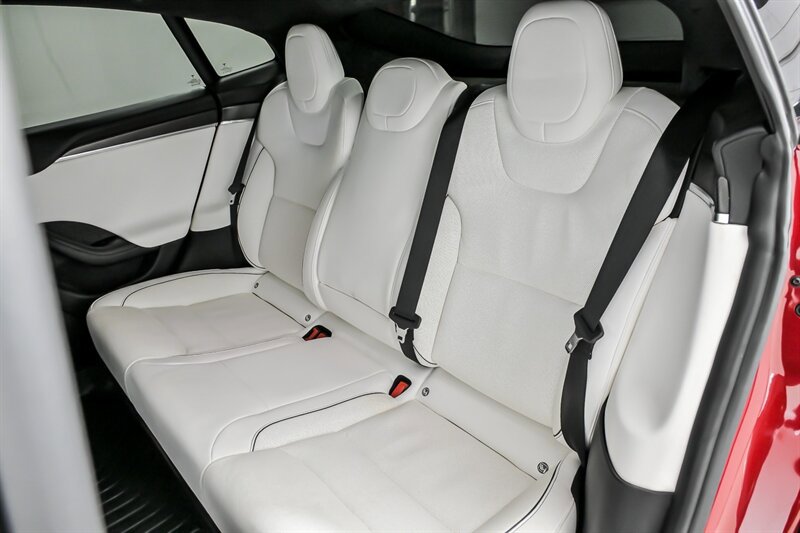 Used 2022 Tesla Model S Plaid AWD/4WD image 18