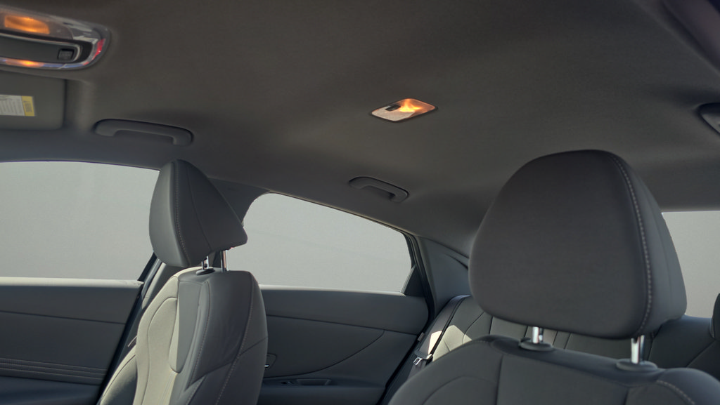 Certified 2026 Hyundai Elantra Sport FWD image 27