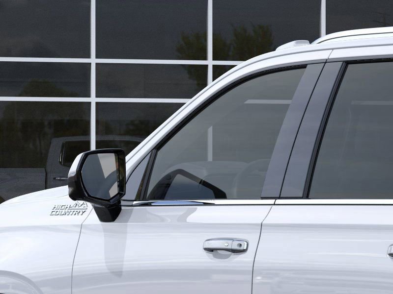 New 2026 Chevrolet Suburban High Country image 13