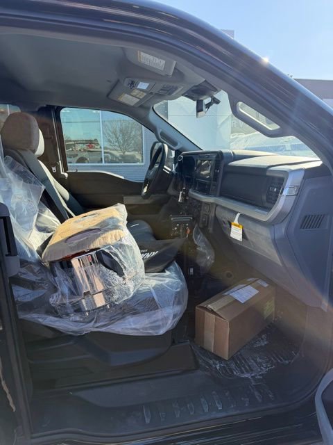 New 2026 Ford F550 4x4 Supercab Super Duty w/ XLT Value Package image 7