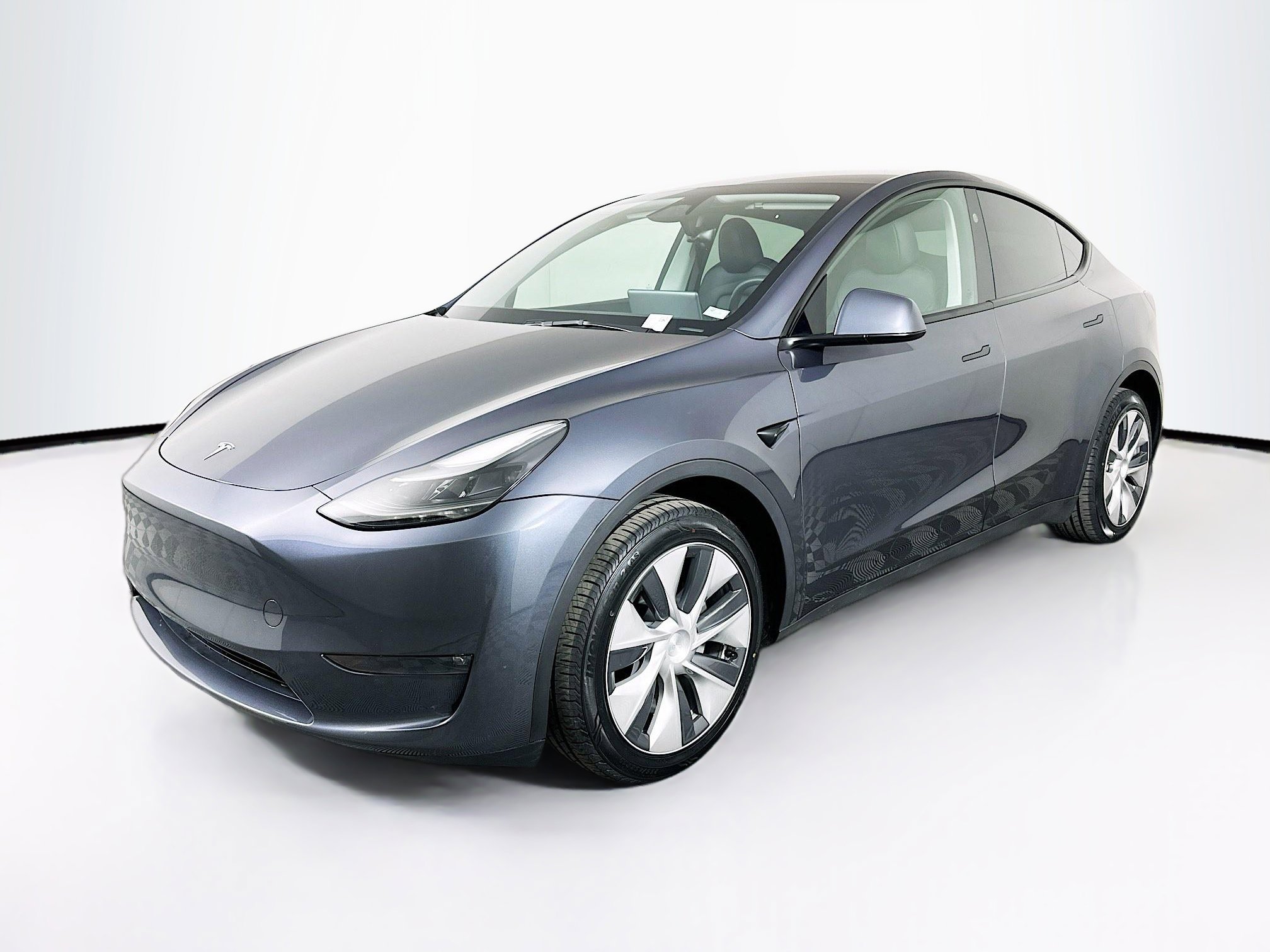 Used 2023 Tesla Model Y Long Range image 3