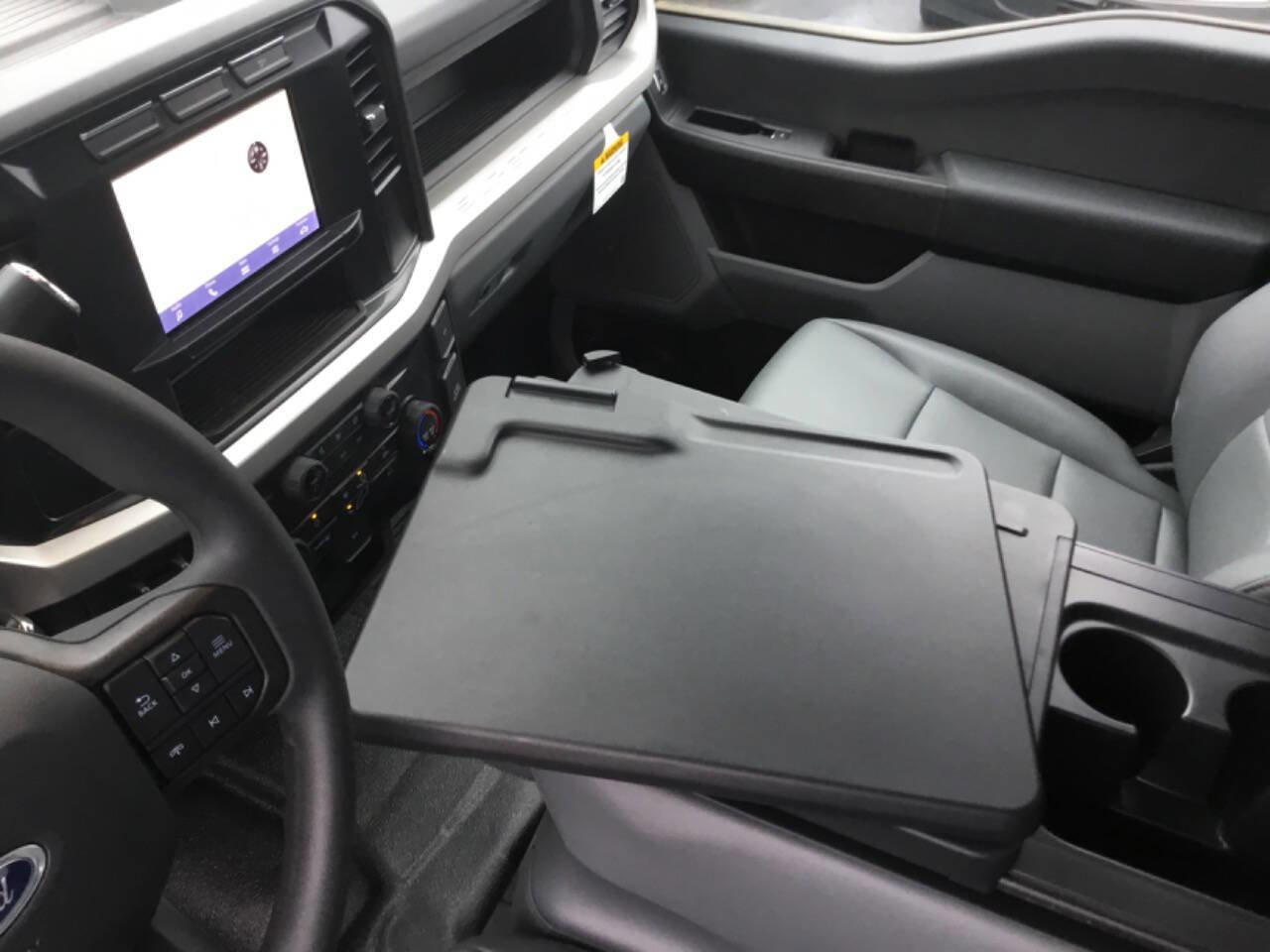 Used 2023 Ford F550 4x4 Crew Cab Super Duty image 8
