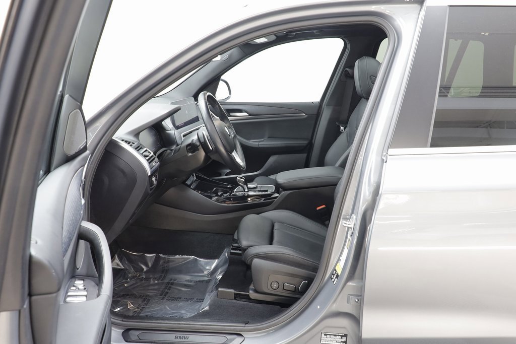 Certified 2024 BMW X3 xDrive30i w/ Premium Package w/ZPA image 6