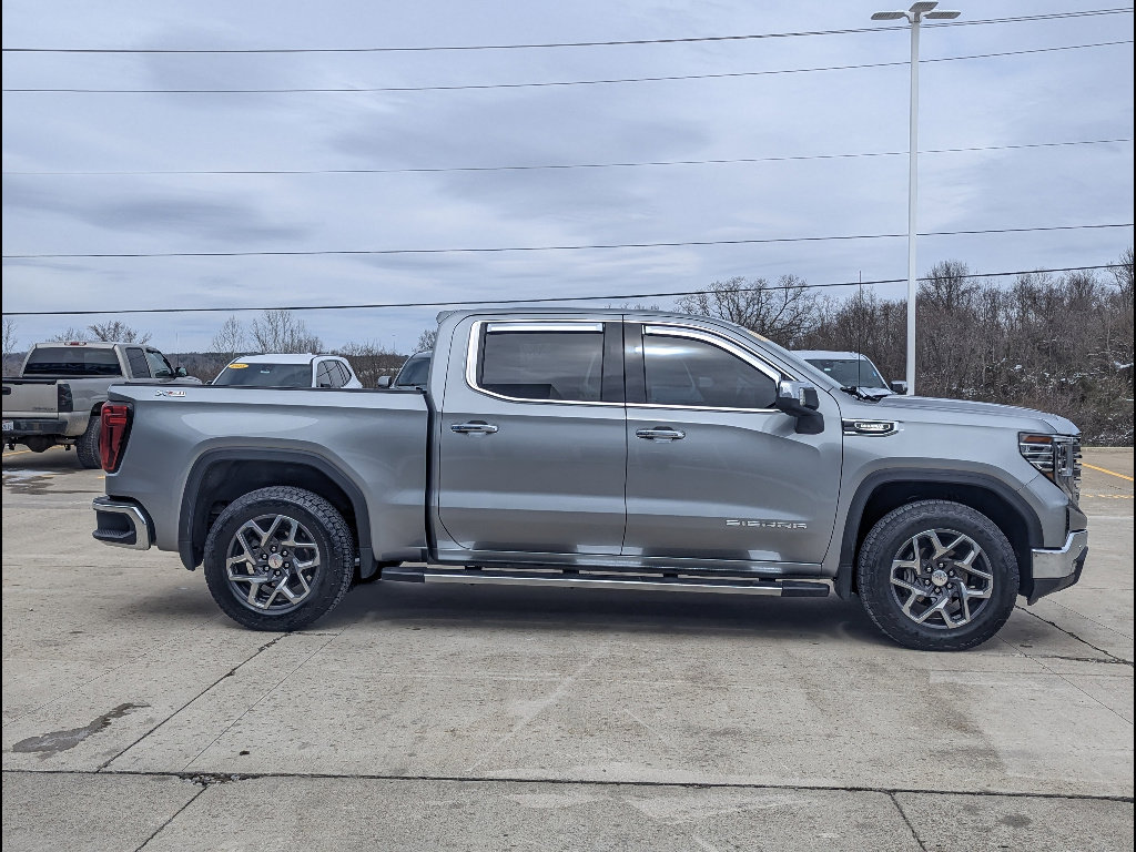 Used 2023 GMC Sierra 1500 SLT w/ SLT Premium Plus Package image 6