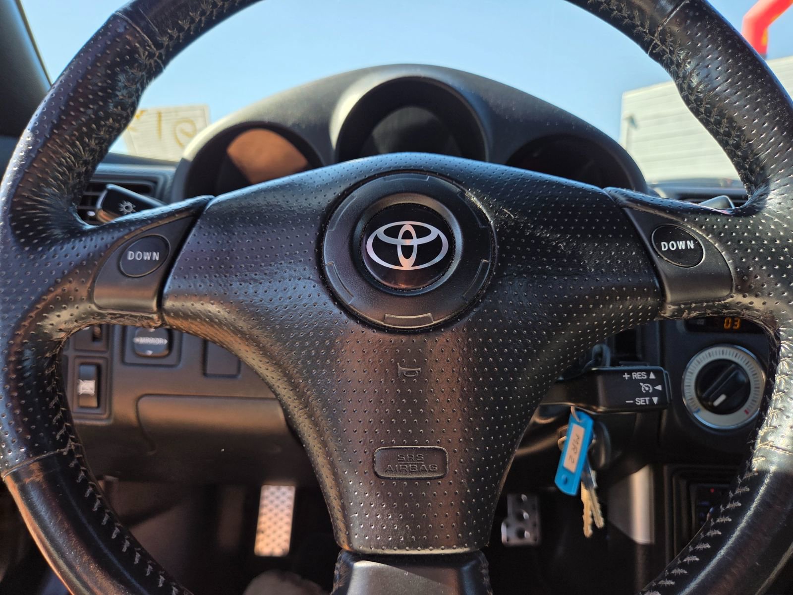 Used 2005 Toyota MR2 image 13