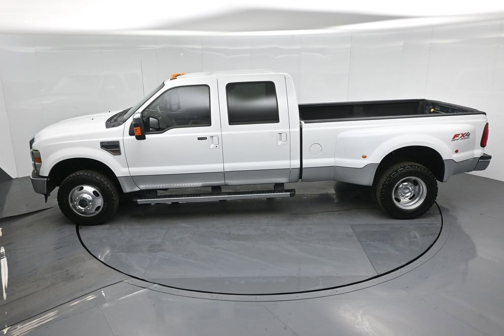 Used 2010 Ford F350 Lariat image 40