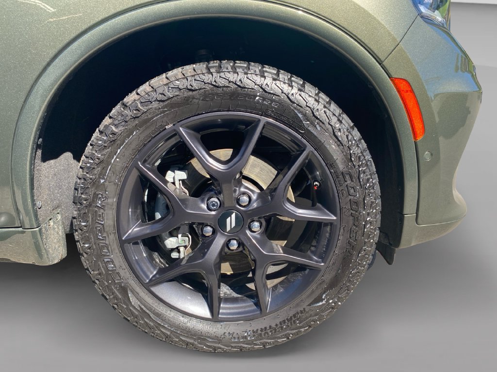 Used 2026 Dodge Durango GT AWD/4WD image 9