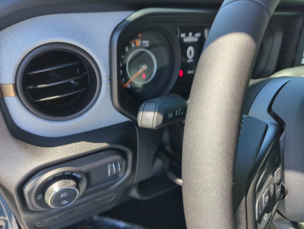 New 2026 Jeep Gladiator Sport AWD/4WD image 21