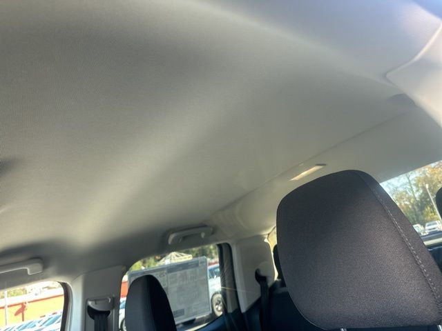 New 2025 Ford Maverick XL w/ Equipment Group 102A image 15