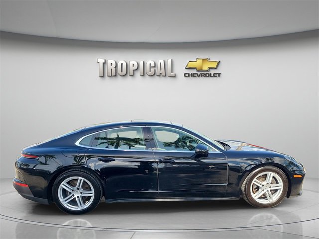 Used 2025 Porsche Panamera 4 w/ Premium Package image 7