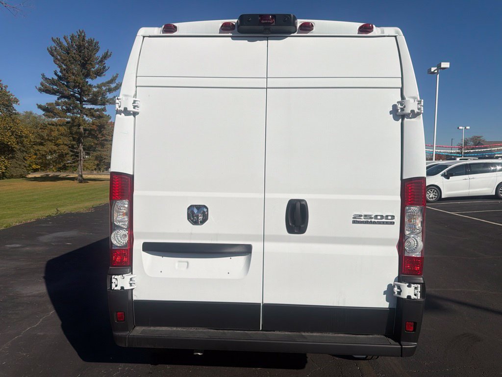 New 2026 RAM ProMaster 2500 FWD image 7