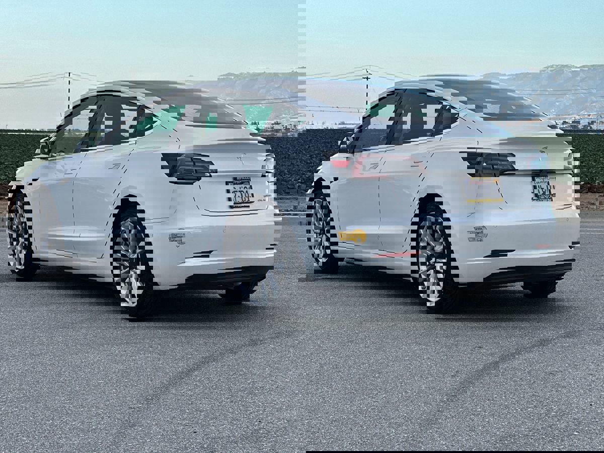 Used 2018 Tesla Model 3 Long Range image 8
